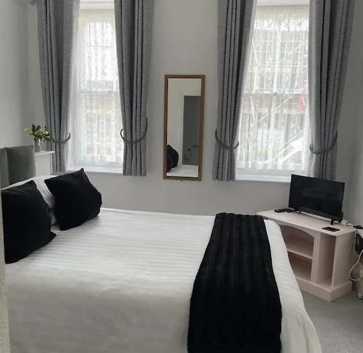 Franklyn Guesthouse-1